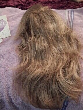Revlon Lullaby Long Wavy Wig VOLUMIZER Color 24/18T